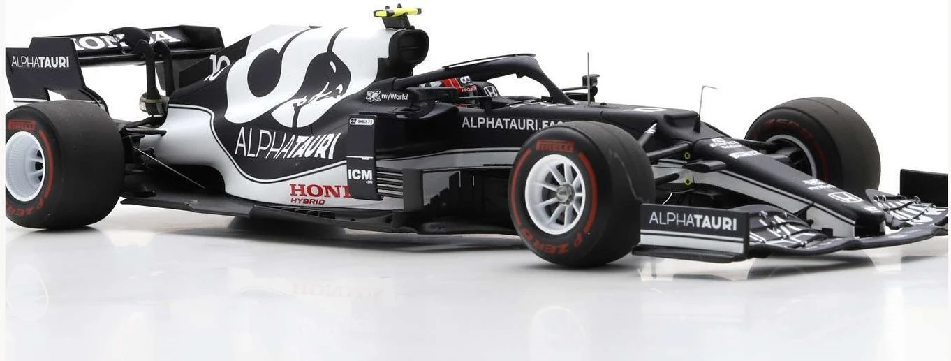 ALPHATAURI AT02 #10 SCUDERIA In 1:18 Scale By Spark - Image 3