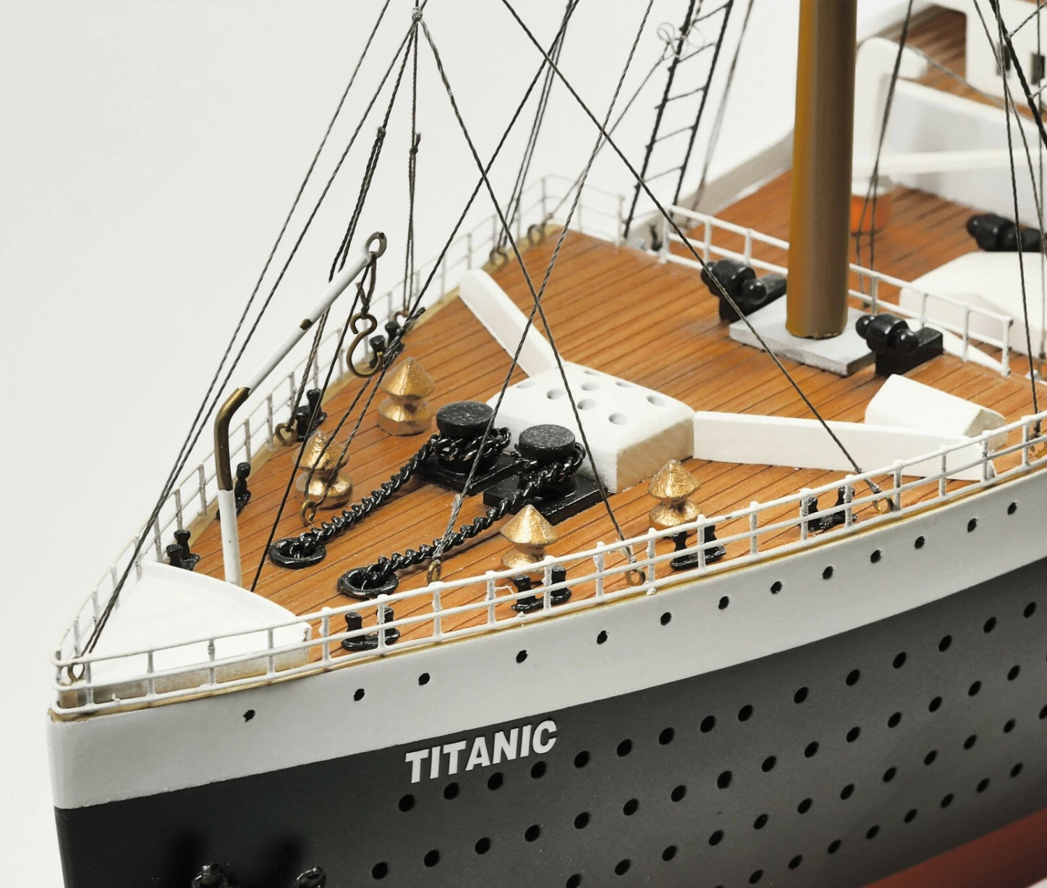 Large RMS Titanic Ship By Authentic Models - Image 6