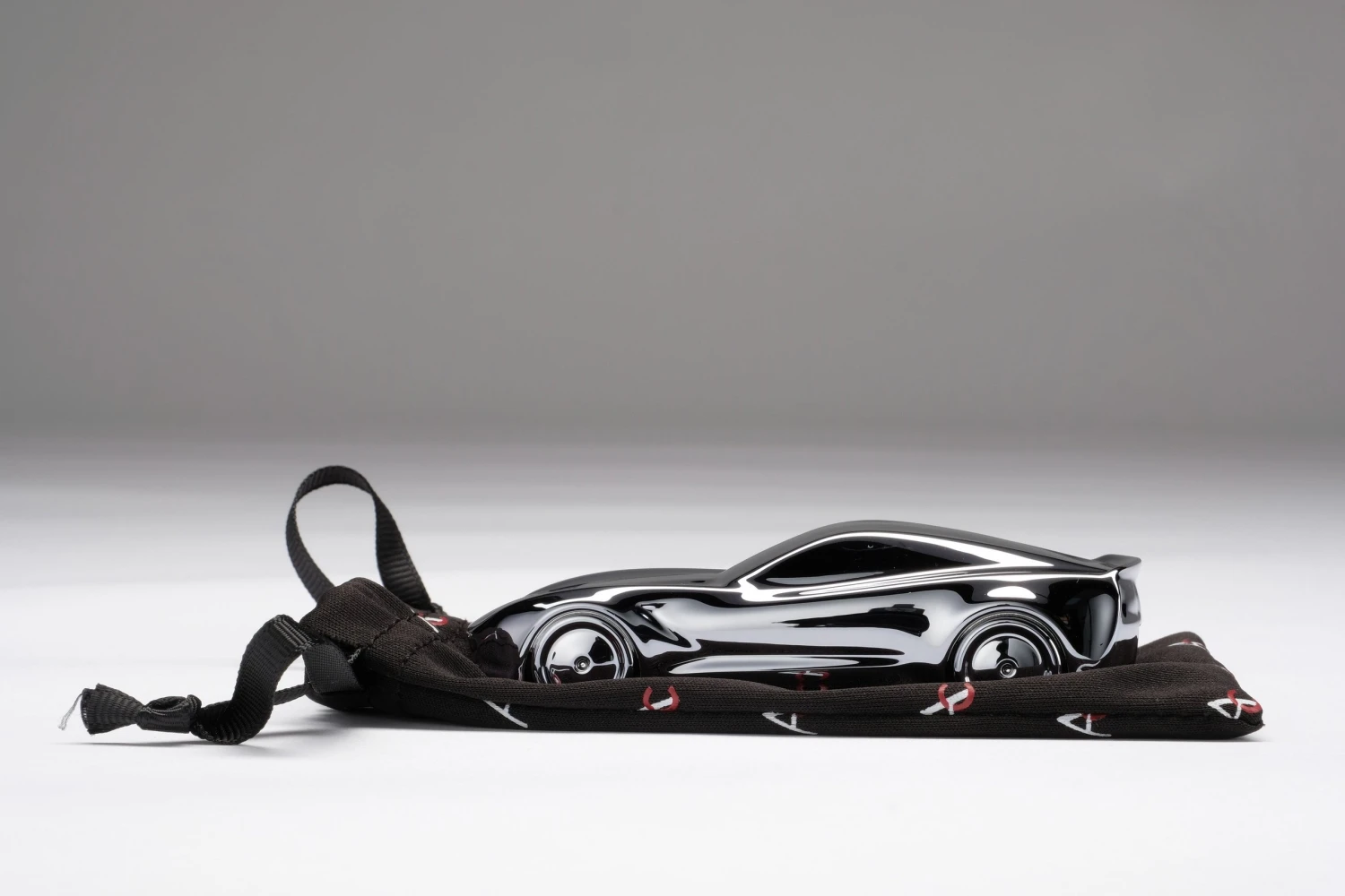 2018 Corvette C7 Sculpture In 1:43 Scale By Amalgam - Image 3