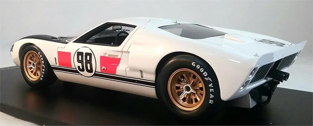 1966 Ford Mk II #98 Winner Daytona 24H In 1:18 Scale - Image 4