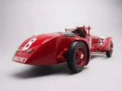 1932 Alfa Romeo 8C, No.8 Winner Le Mans Model Car In 1:18 Scale By Spark