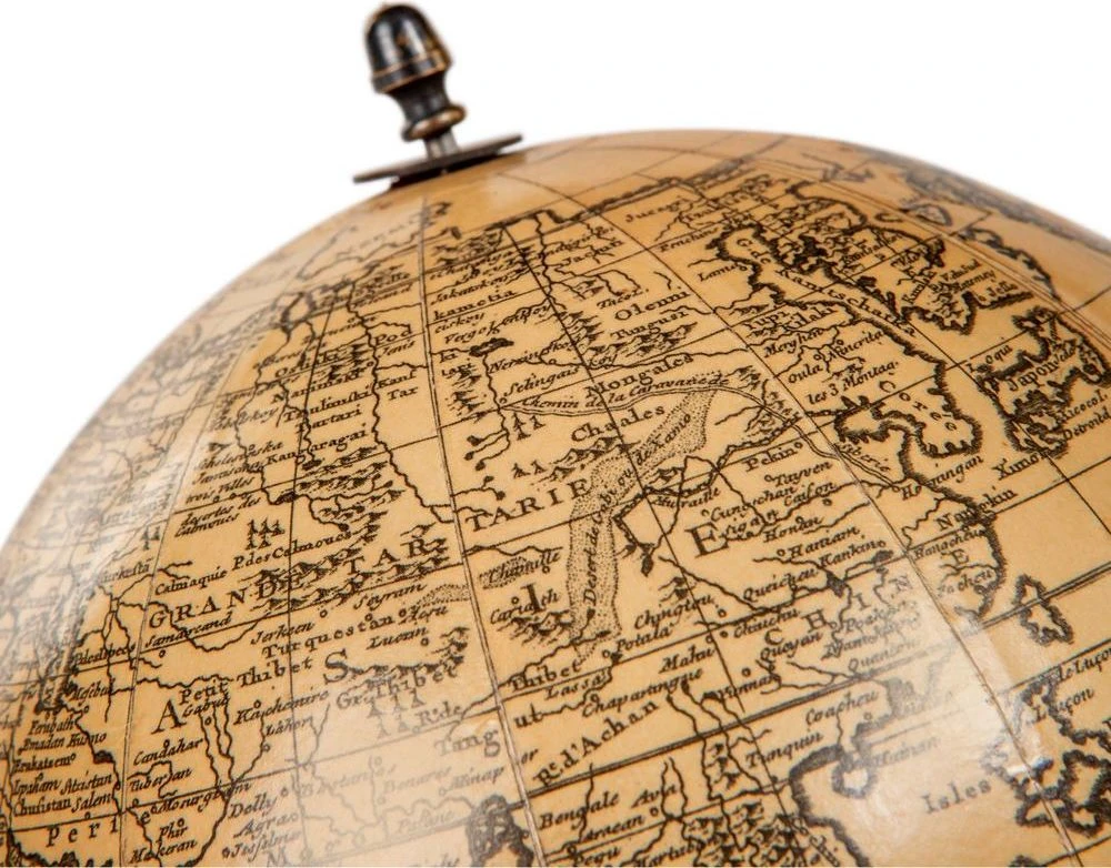 Trianon Globe By Authentic Models - Image 4