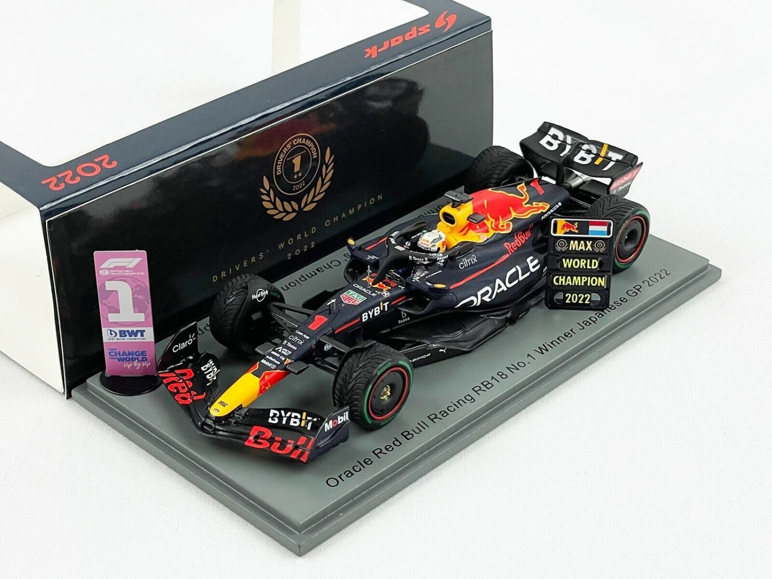 2022 World Champion Max Verstappen Red Bull F1 Winner Japanese GP #1 In 1:43 Scale - Image 3