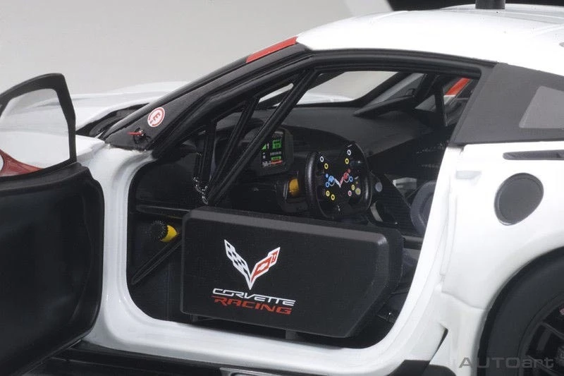 2016 Corvette C7.R In White W Red Accents Diecast Model In 1:18 Scale By AUTOart - Image 3
