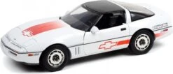 1988 Chevrolet Corvette C4 In 1:18 Scale By Greenlight
