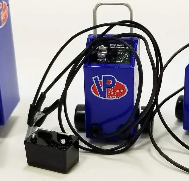 SHOP TOOL SET VP RACING FUELS In 1:18 Scale By GMP - Image 5