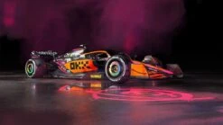 2022 MCLAREN F1 TEAM MCL36 LANDO NORRIS SINGAPORE GP In 1:18 Scale