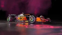 2022 MCLAREN F1 TEAM MCL36 LANDO NORRIS SINGAPORE GP In 1:43 Scale