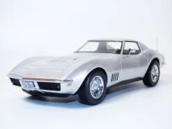 1969 Chevrolet Corvette Coupe Silver In 1:18 Scale