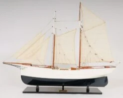 WanderBird In 1:8 Scale By Old Modern Handicrafts