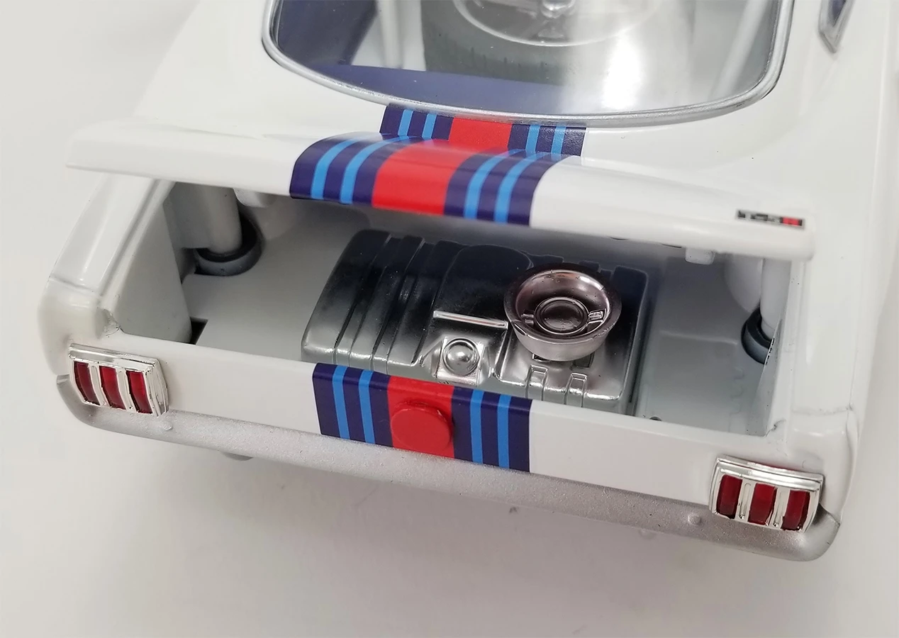 1965 SHELBY GT350R STREET FIGHTER LE MANS In 1:18 Scale - Image 5