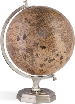 Hondius Vintage Half By Authentic Models