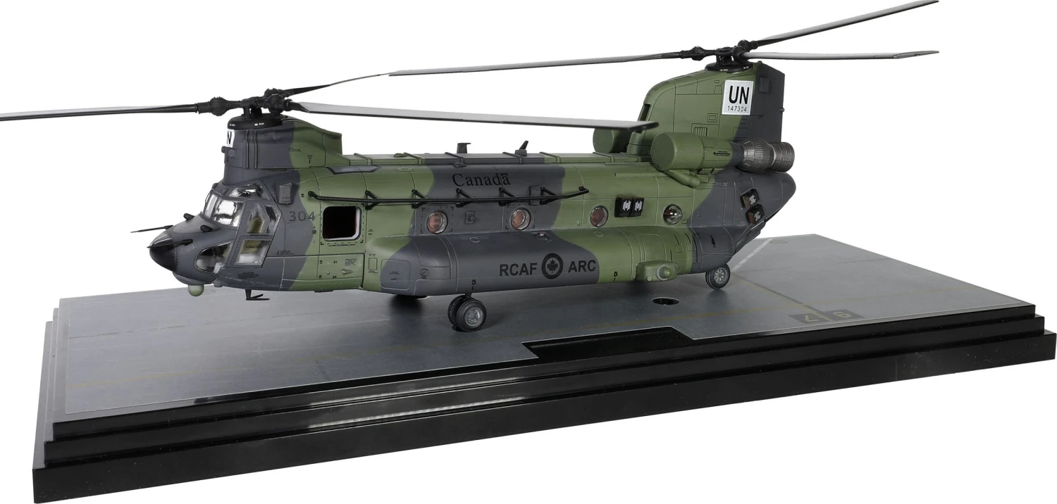 Royal Canadian Boeing Chinook Ch-147F 304 Helicopter In 1:72 Scale By Forces Of Valor - Image 2
